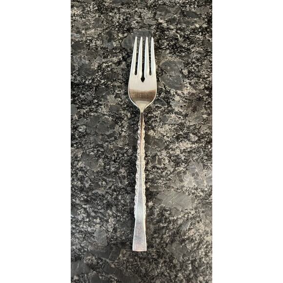 8 International Silver Company Deepsilver Silverplate 1971 Camille Salad Forks - Picture 2 of 4